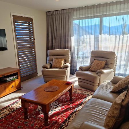 Akitu Views Leilighet Wanaka Eksteriør bilde