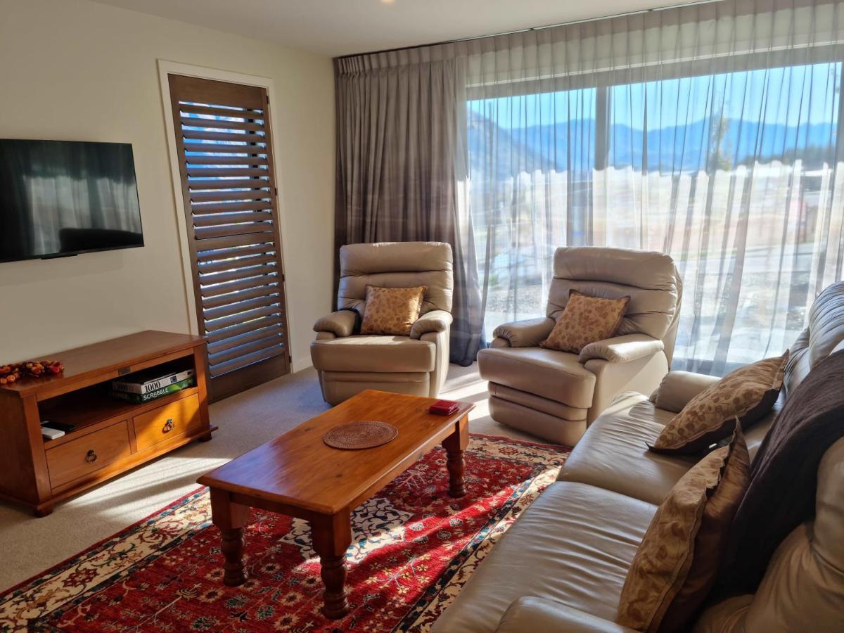 Akitu Views Leilighet Wanaka Eksteriør bilde